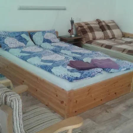 Orangyal Apartman Haz Baja