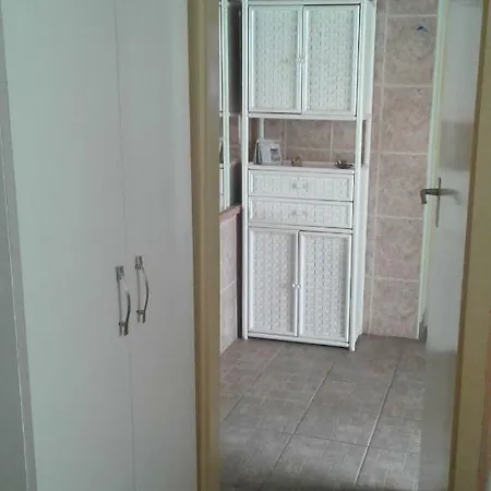 Appartement Orangyal Apartman Haz *